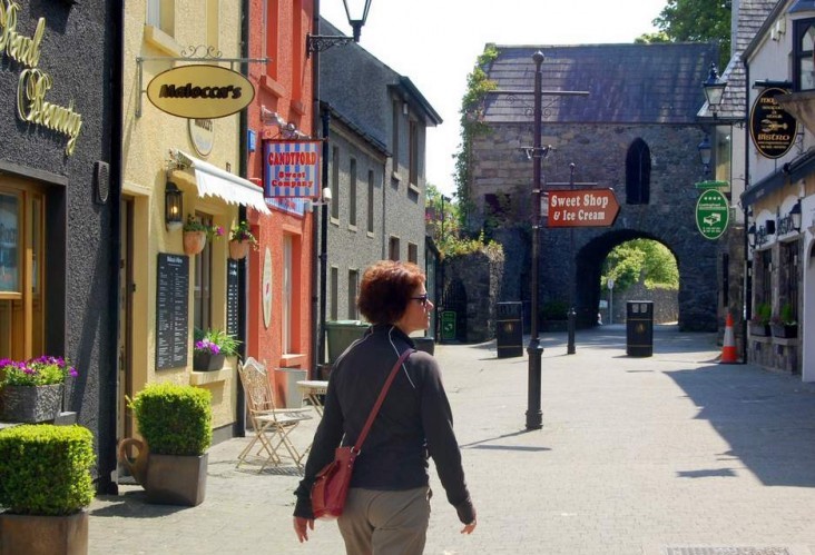 walking-tour-henstag-party-carlingford